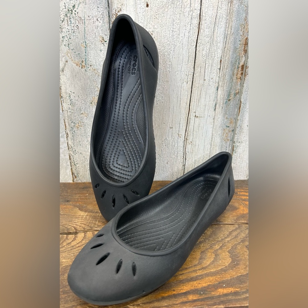 Crocs Iconic Comfort Kelli Ballet Black Flats Women’s Size 9 🖤